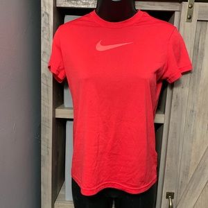 Nike L T-shirt
